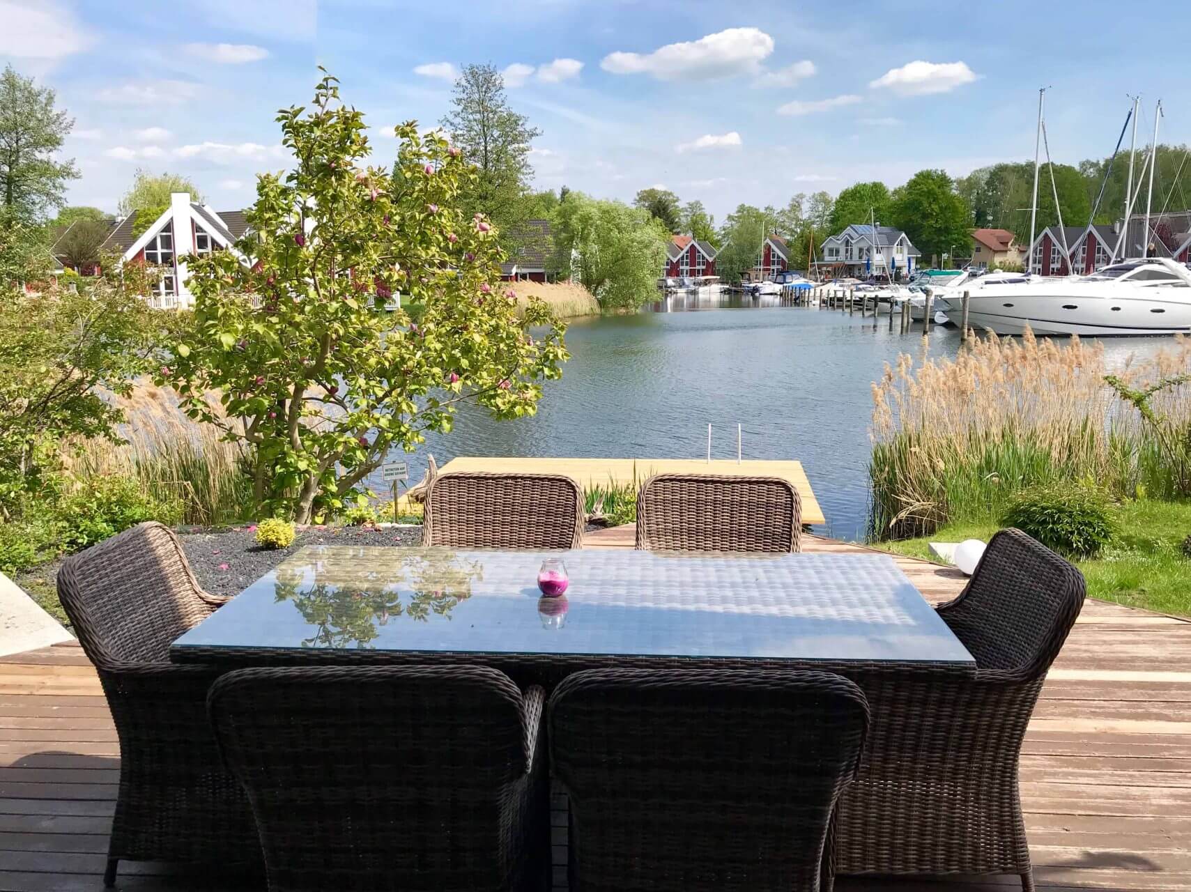 Ferienhäuser direkt am Wasser